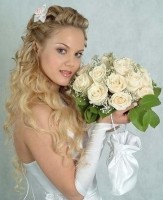 /album/fotogaleria-inicio/a1308104294-216157363-1-fotos-de-servicio-de-peluqueria-y-mas-para-novias-a-domicilio-jpg/